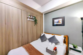 1BR Unit Condotel w Balcony FAME Residences -FM11